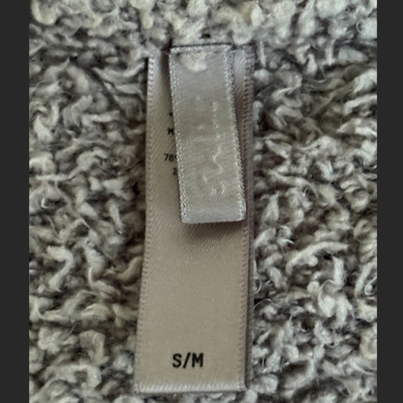 Skims knit fuzzy grey long robe size s/m (unisex) - Picture 6 of 12